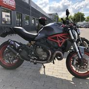 Ducati Monster 821