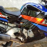 Honda CBR PC25 F2 600