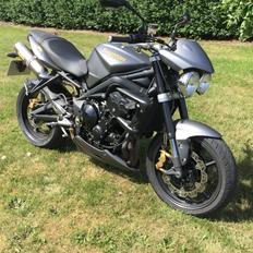 Triumph Street Triple R solgt