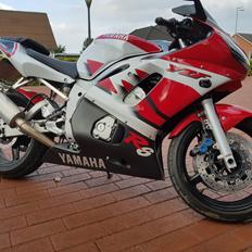 Yamaha YZF R6