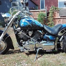 Yamaha Dragstar XVS 1100 " Classic "