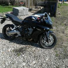 Honda CBR 650 f