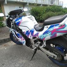 Suzuki Gsxr 750 R