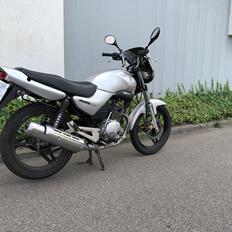 Yamaha YBR125