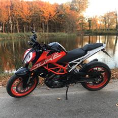 KTM Duke 390