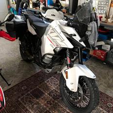 KTM 1290 Super Adventure T