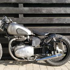 BSA A10
