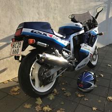 Suzuki GSXR 1100