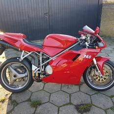 Ducati 748