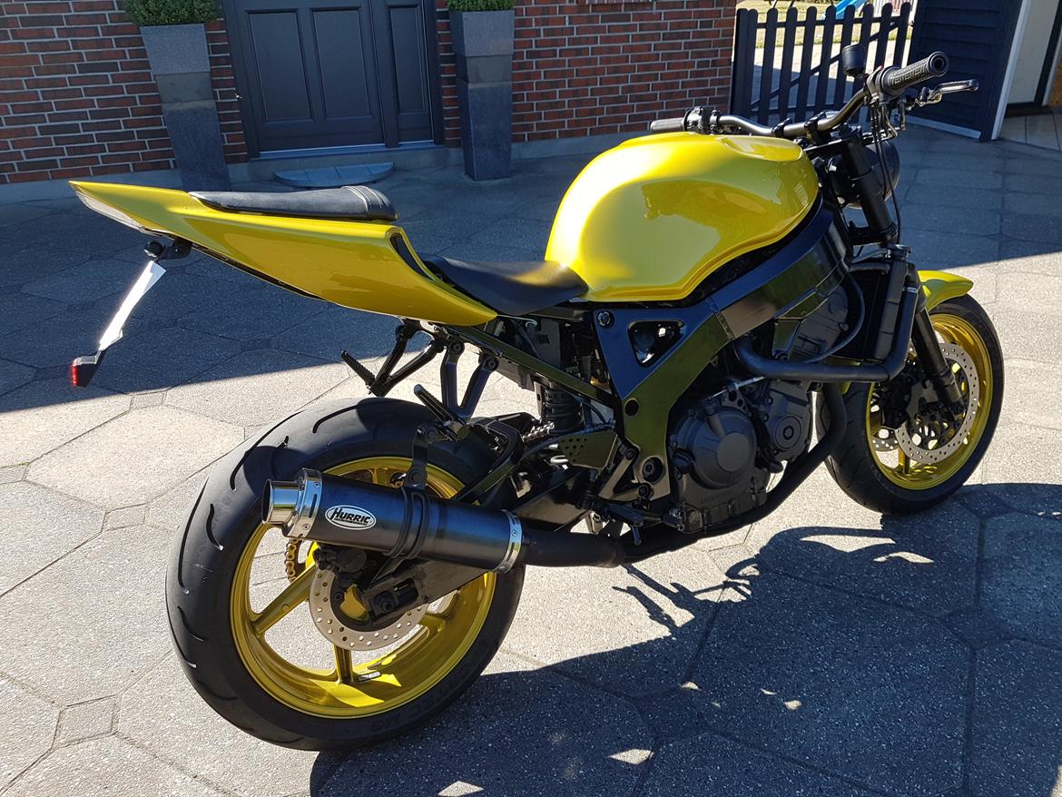 Honda Cbr 900 RR. Streetfighter. billede 3