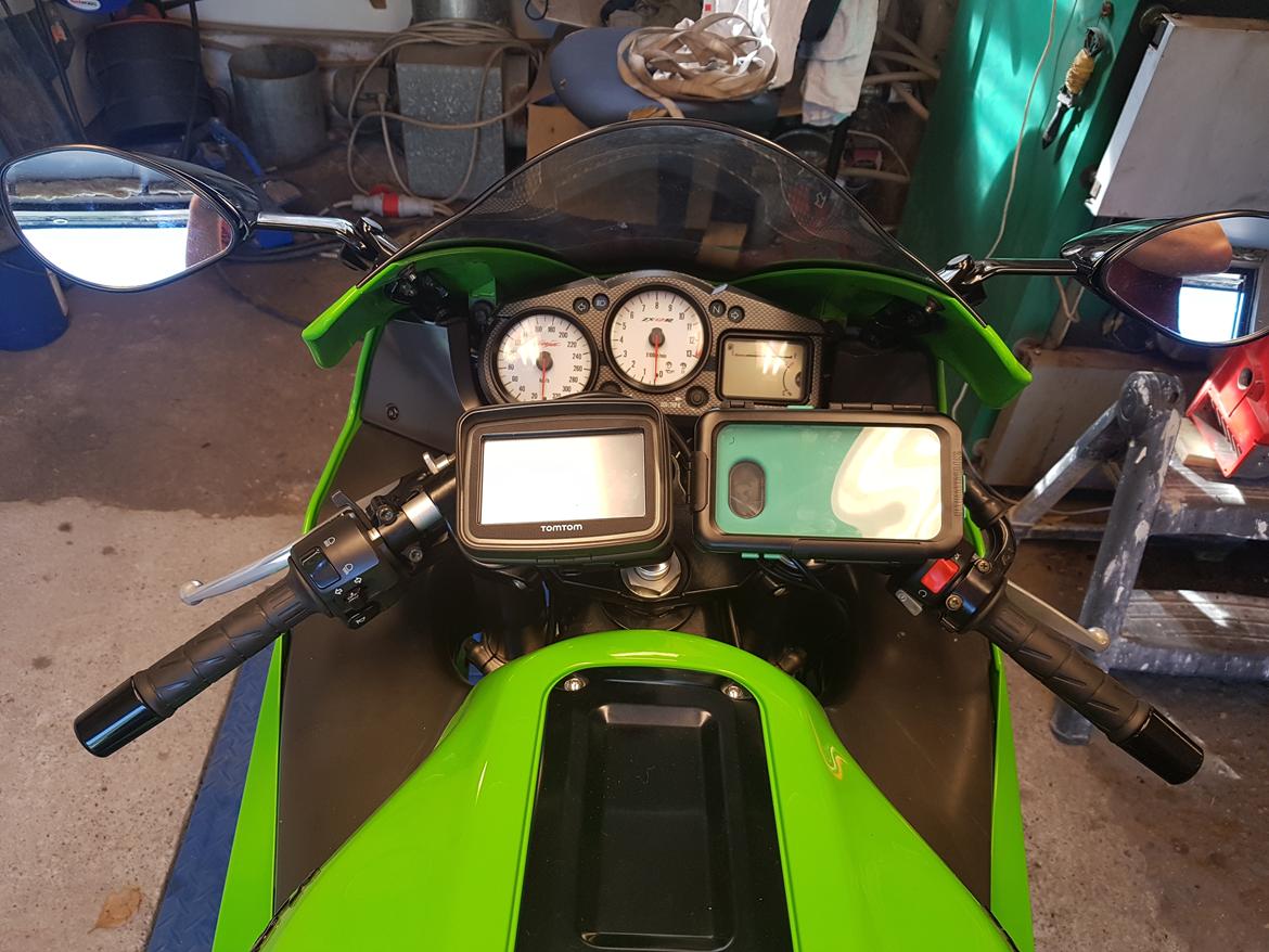 Kawasaki ZX12-R billede 10