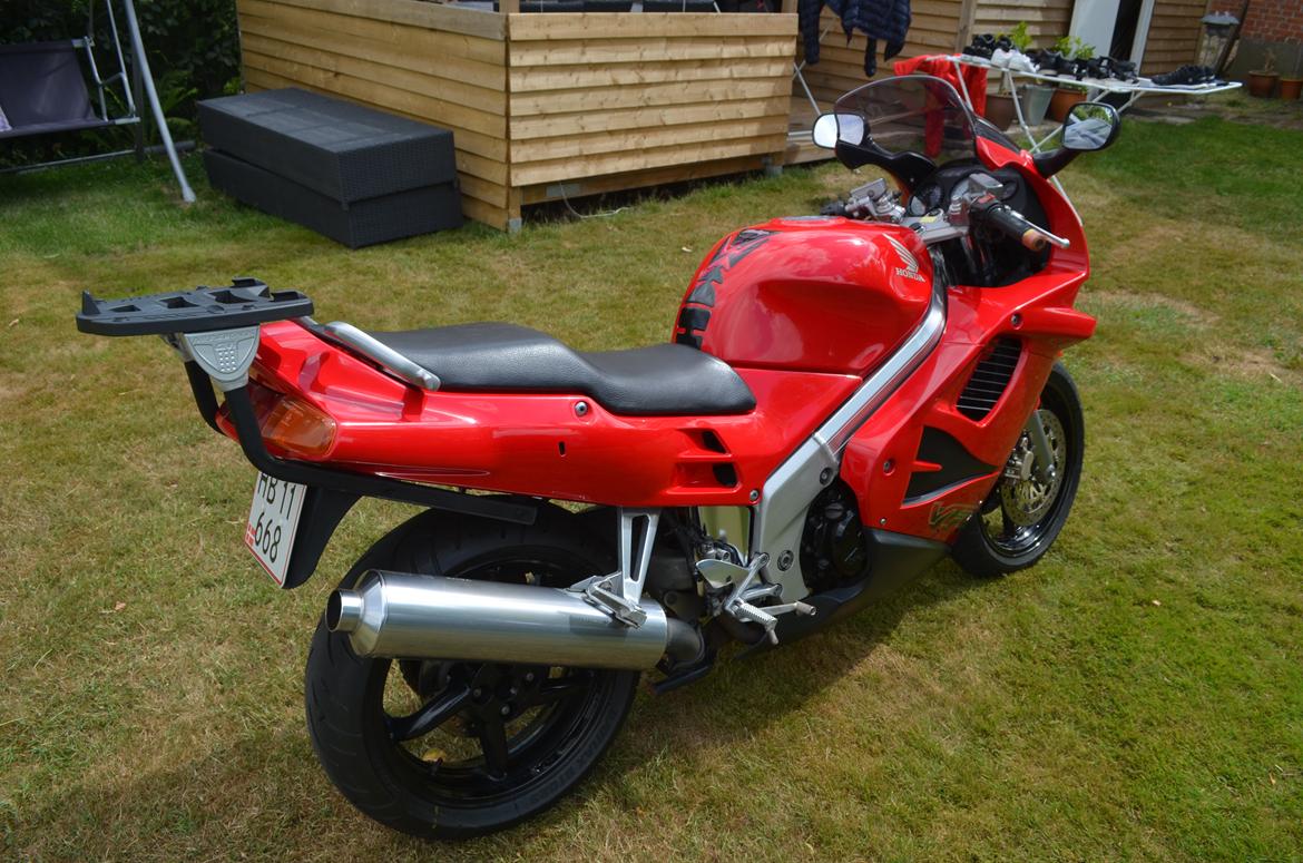 Honda VFR 750 RC36-2 billede 3