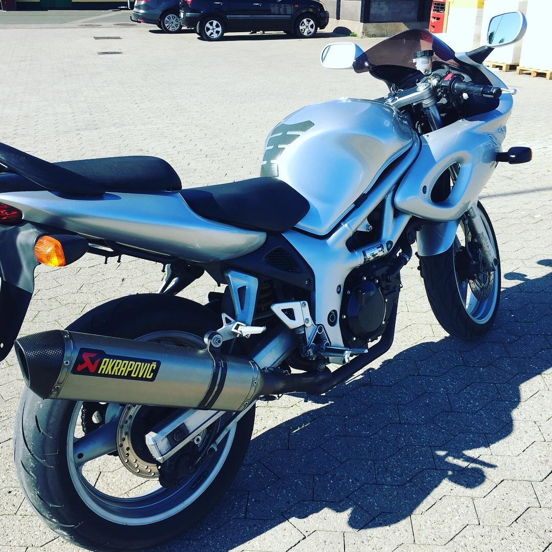 Suzuki SV650s billede 1