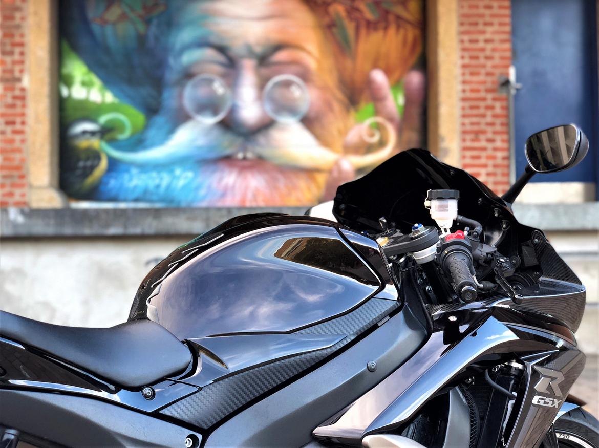 Suzuki GSXR 750 billede 4