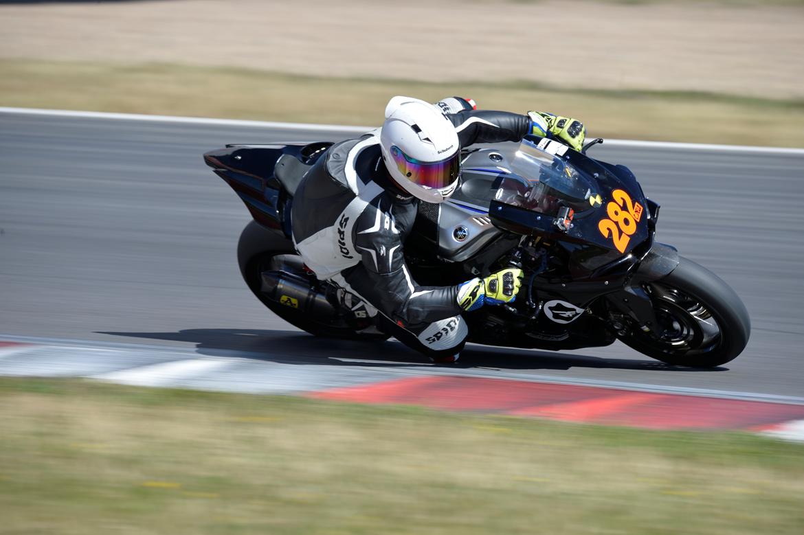 Yamaha 2015 R1M / R1  billede 6