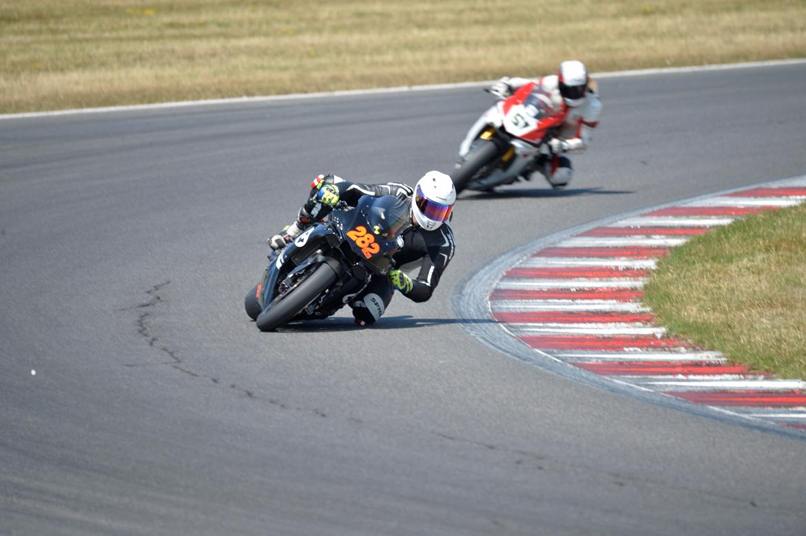 Yamaha 2015 R1M / R1  billede 4