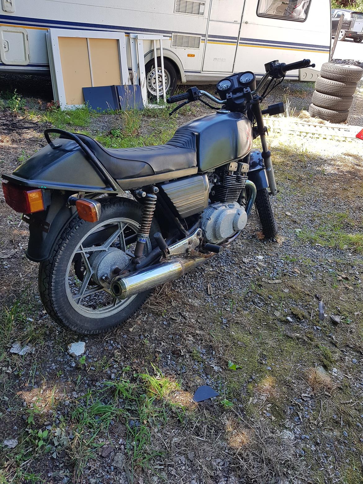 Suzuki GSX 400 billede 5