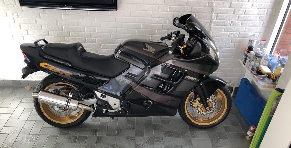 Honda CBR 1000F billede 1