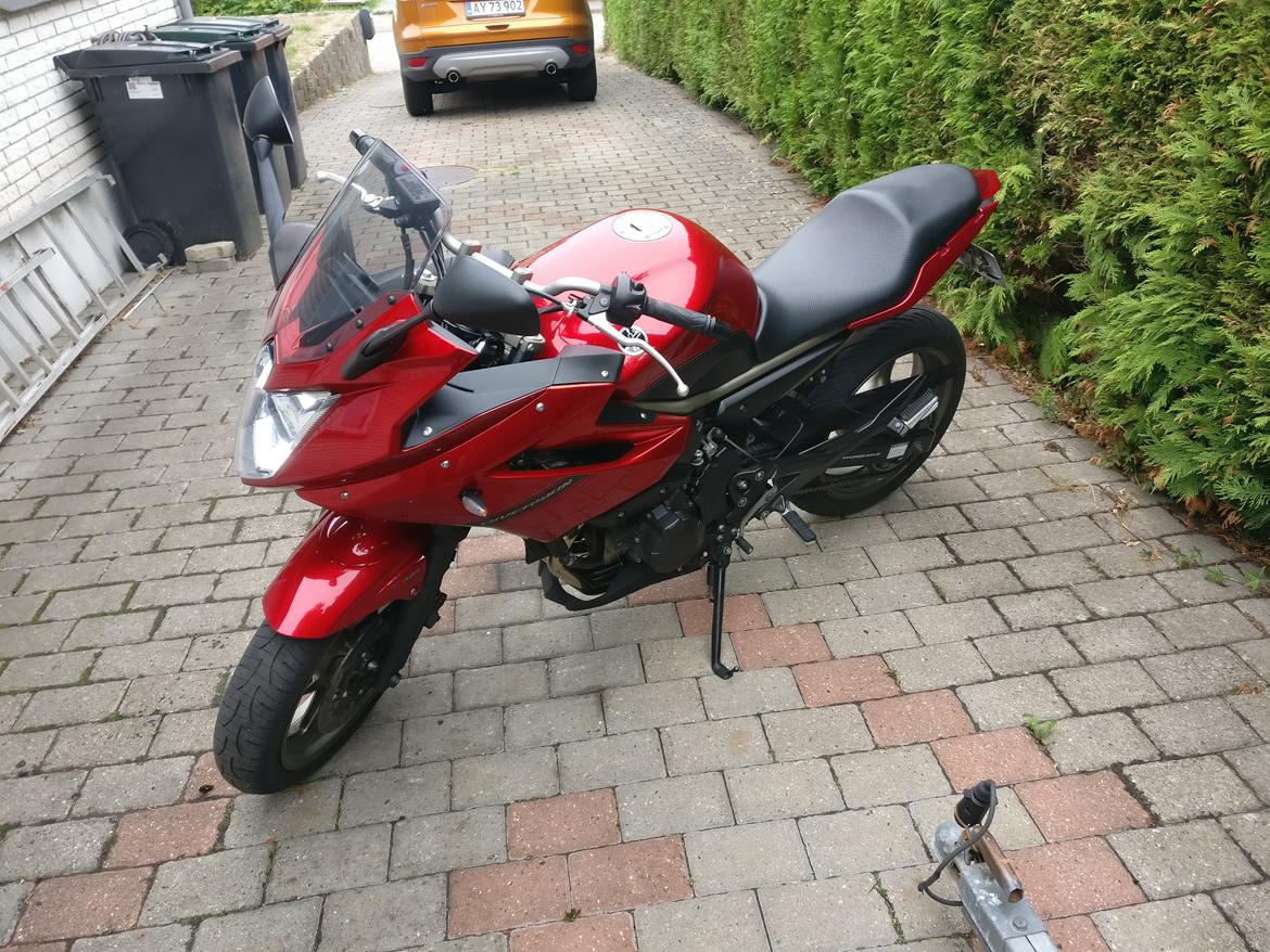 Yamaha XJ6 Diversion Solgt billede 3