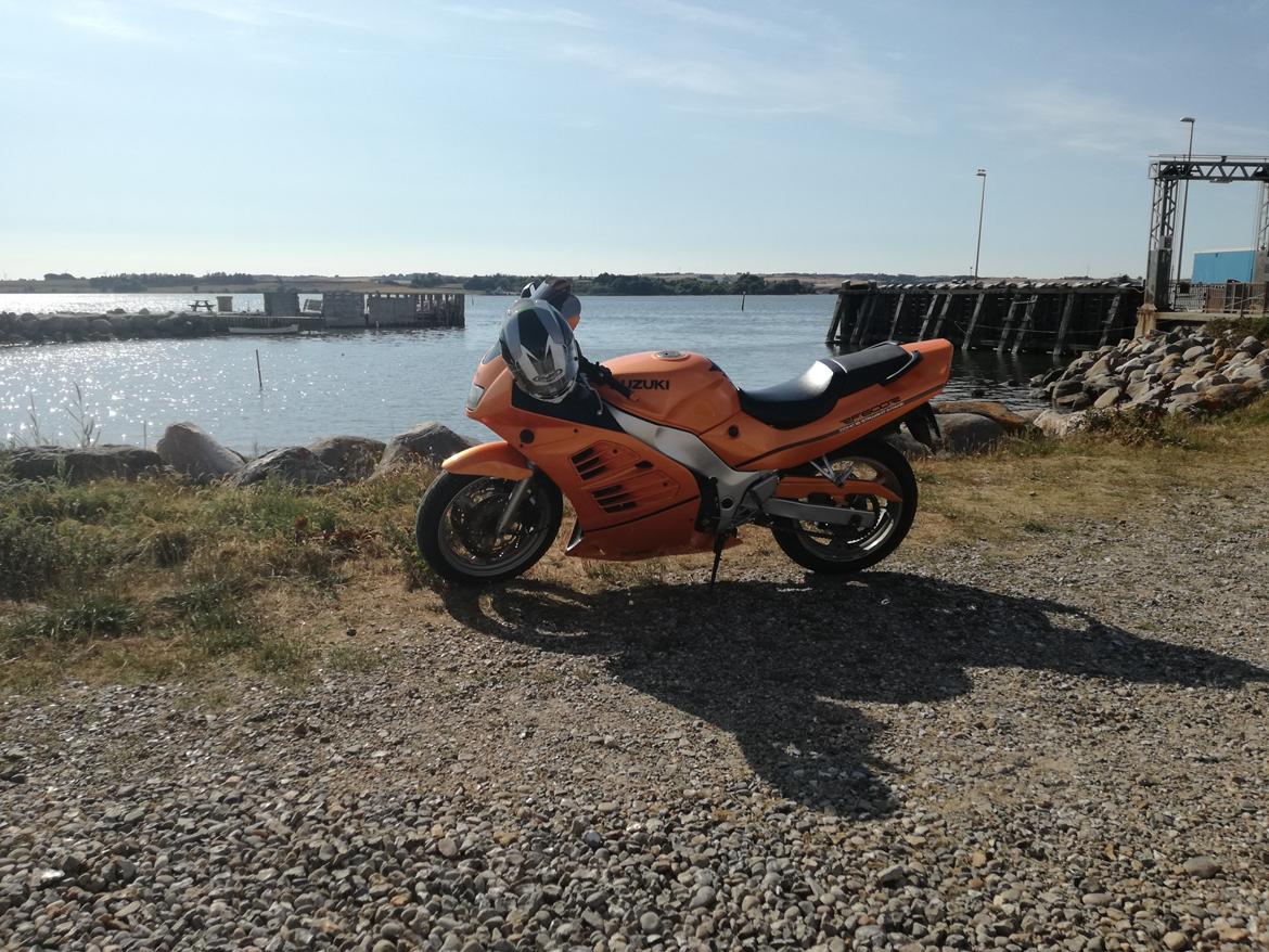 Suzuki RF600R billede 13