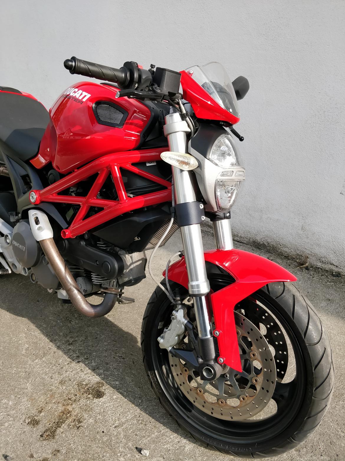 Ducati Monster 696 billede 2