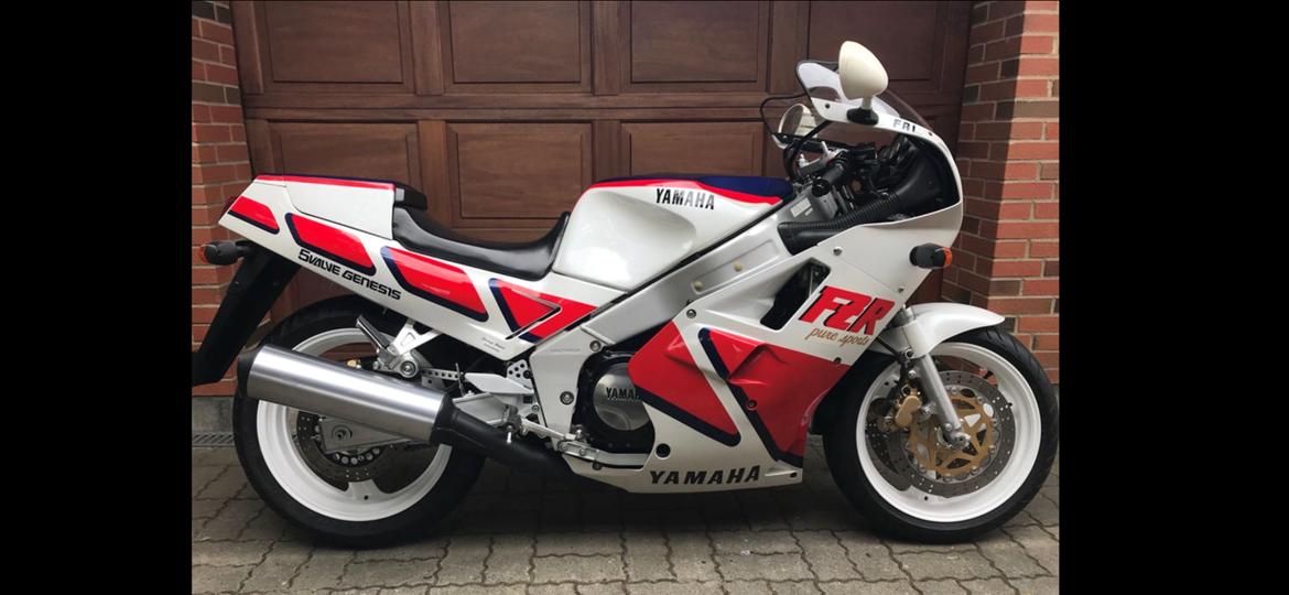 Yamaha FZR 1000 billede 1