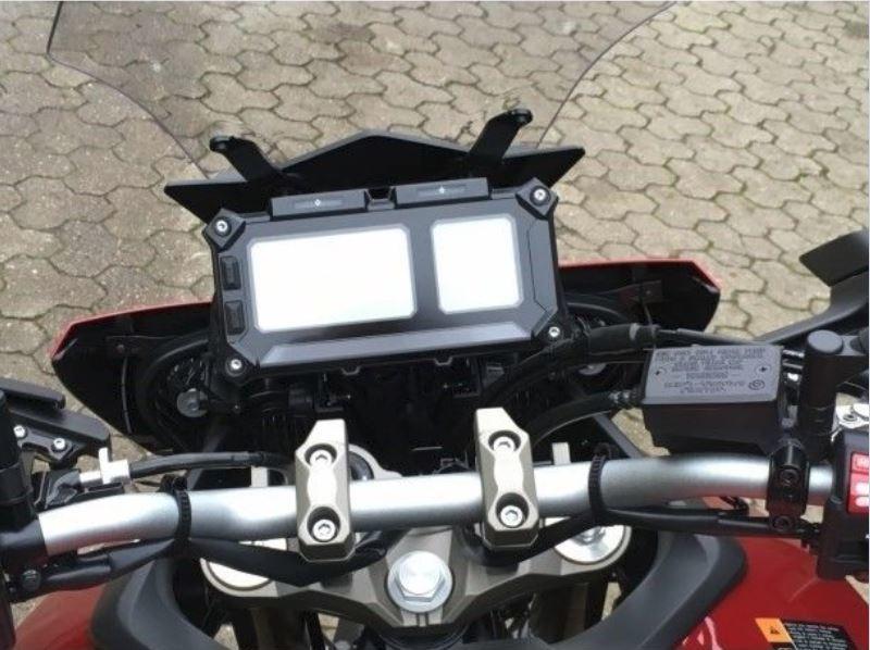 Yamaha MT09 Tracer Sporttouring billede 3