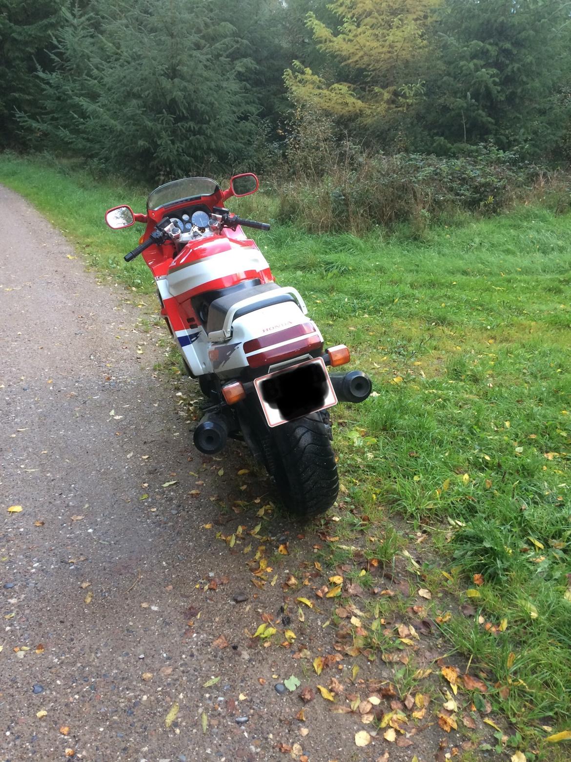 Honda CBR 1000 F SC24 billede 8