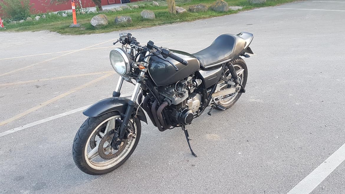 Kawasaki z650 billede 1