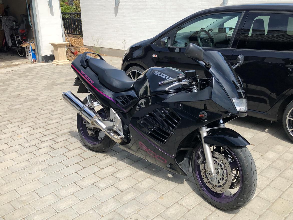 Suzuki RF 900 R billede 7