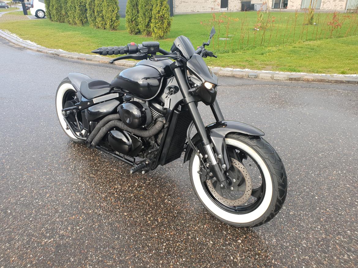 Suzuki M800 billede 1