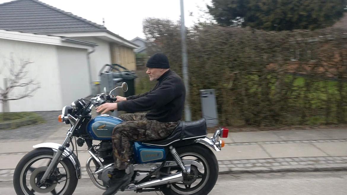 Honda CM400T billede 3