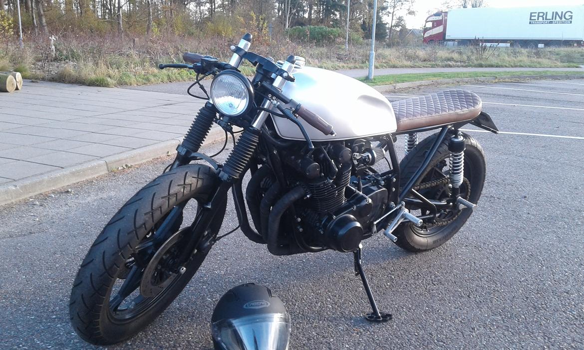 Suzuki GS 750 Cafe racer billede 2