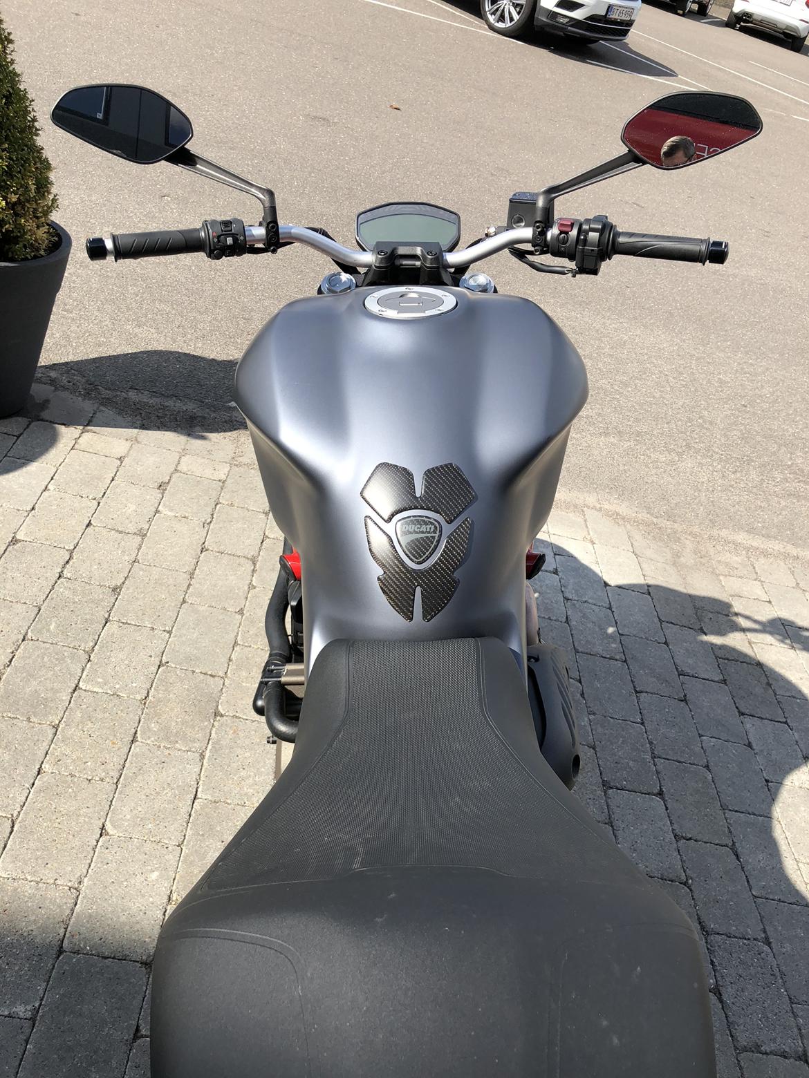 Ducati Monster 821 billede 4