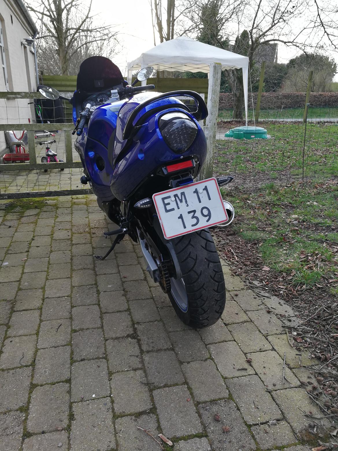 Suzuki gsxf 600 billede 4