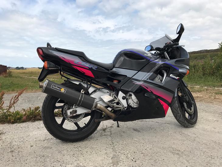 Honda CBR 600 F2 1992 Det er min første cykel, vent...