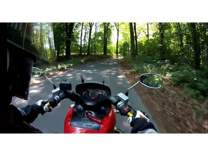 CF Moto CF250T-3 - 10 år ung. Hun kører stadig rigtigt godt. En sand fornøjelse at hygge rundt med. billede 1