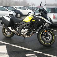 Suzuki V-Strom DL 650 AL7