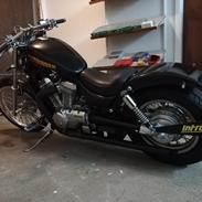 Suzuki VS 800 Intruder SOLGT