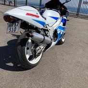 Suzuki GSX-R 600 SRAD