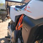 KTM 690 SMC R
