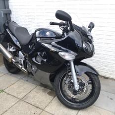 Suzuki GSX750F