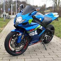 Suzuki Gsxr 750 K7