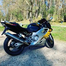 Honda CBR 600 F (tidligere motorcykel)