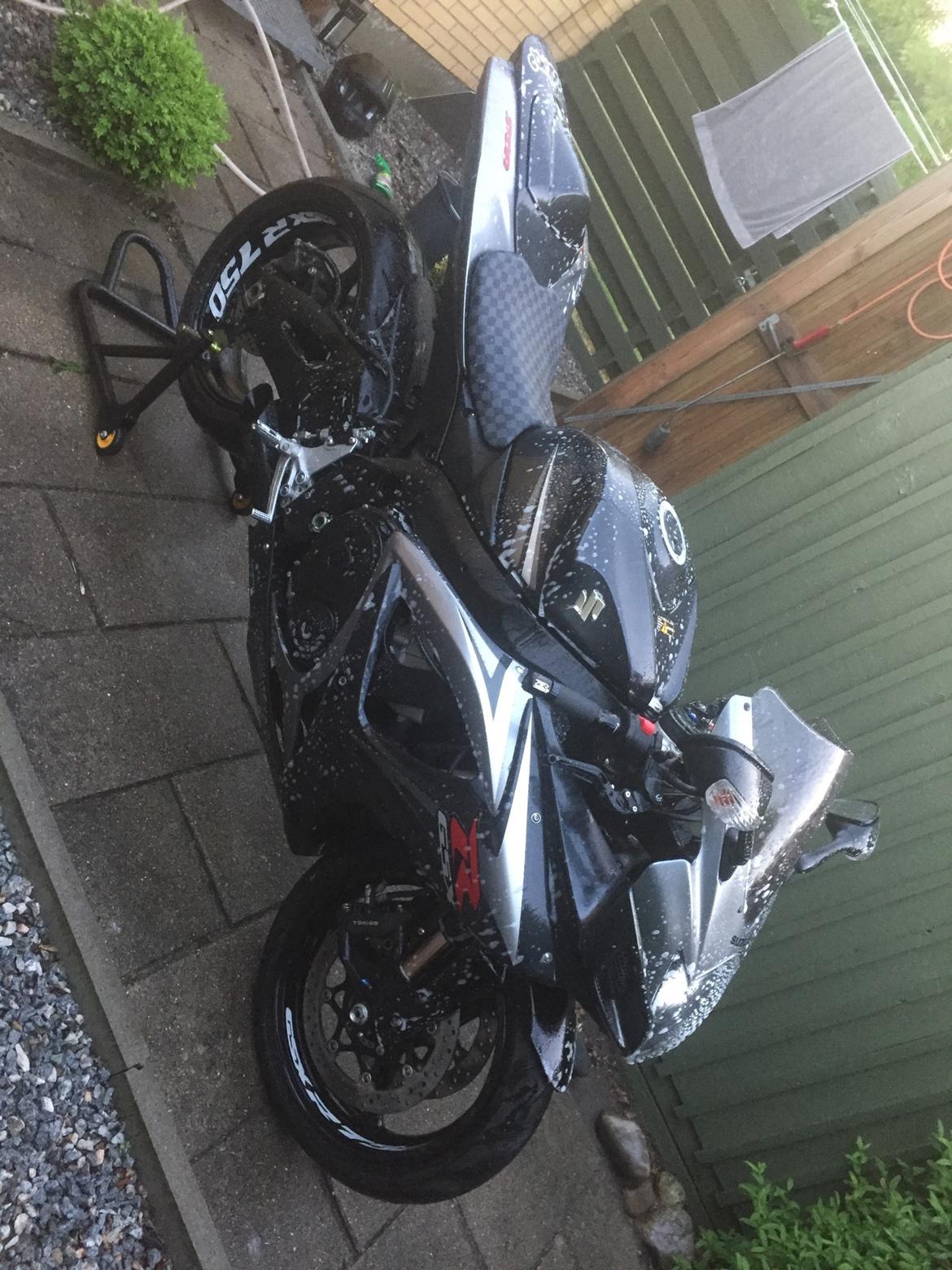 Suzuki Gsxr 750 K7 billede 38
