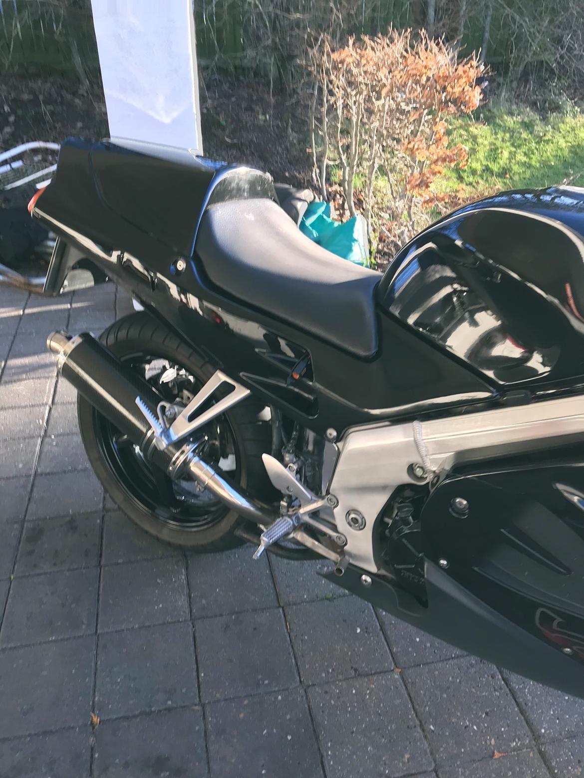 Honda VFR 750 RC36-2 billede 3