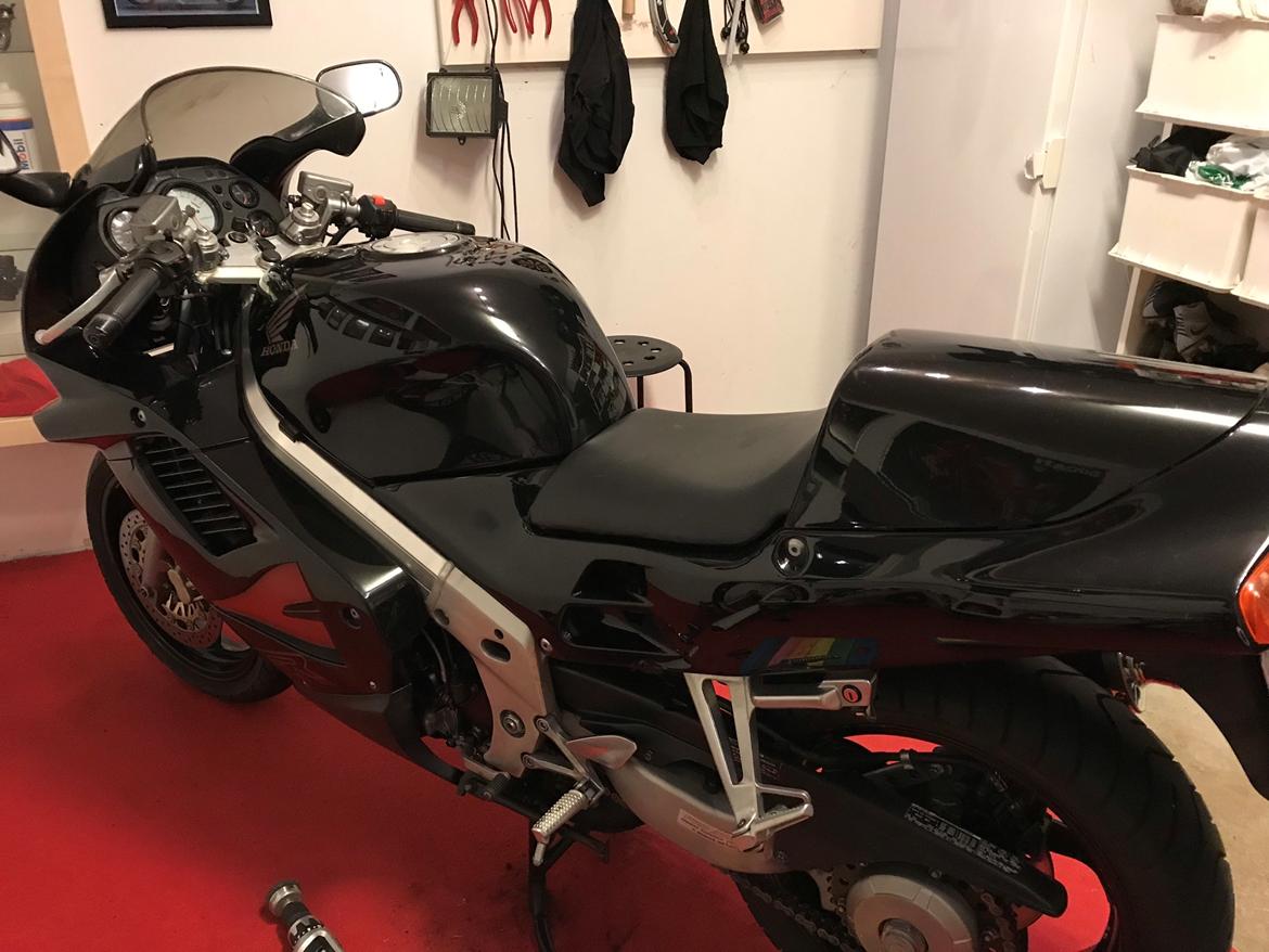 Honda VFR 750 RC36-2 billede 5