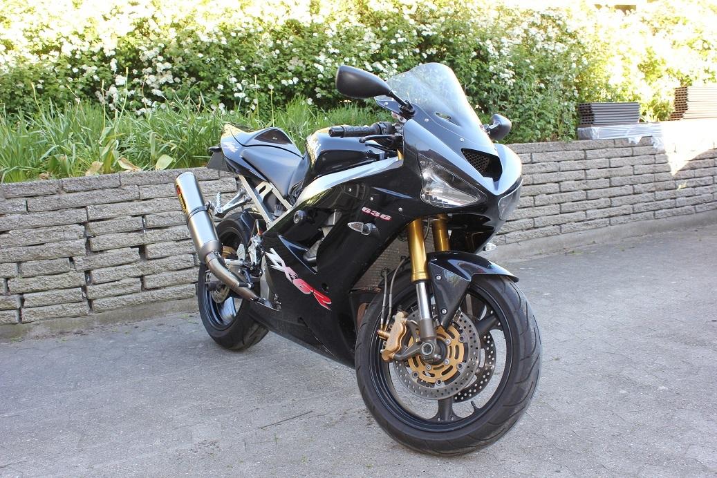 Kawasaki ZX6R billede 1