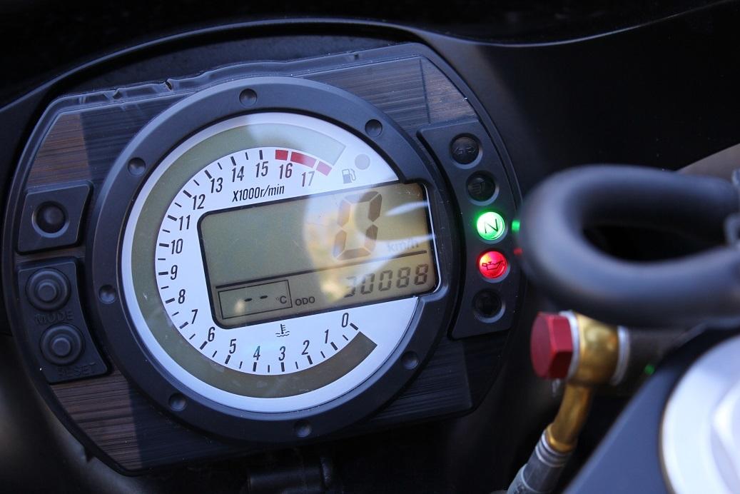 Kawasaki ZX6R billede 4