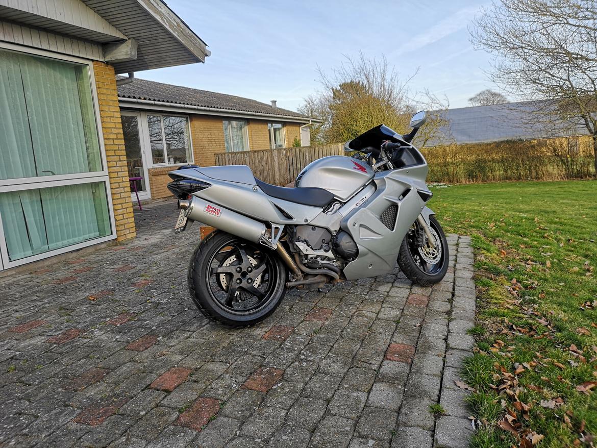 Honda VFR 800 Rc46 (solgt)  billede 1